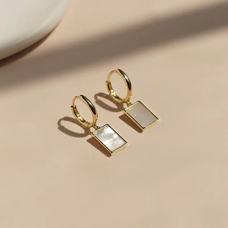 RRNS 498 Anting Stud Anting Wanita Tusuk Fashion Alloy Gaya Elegan 4
