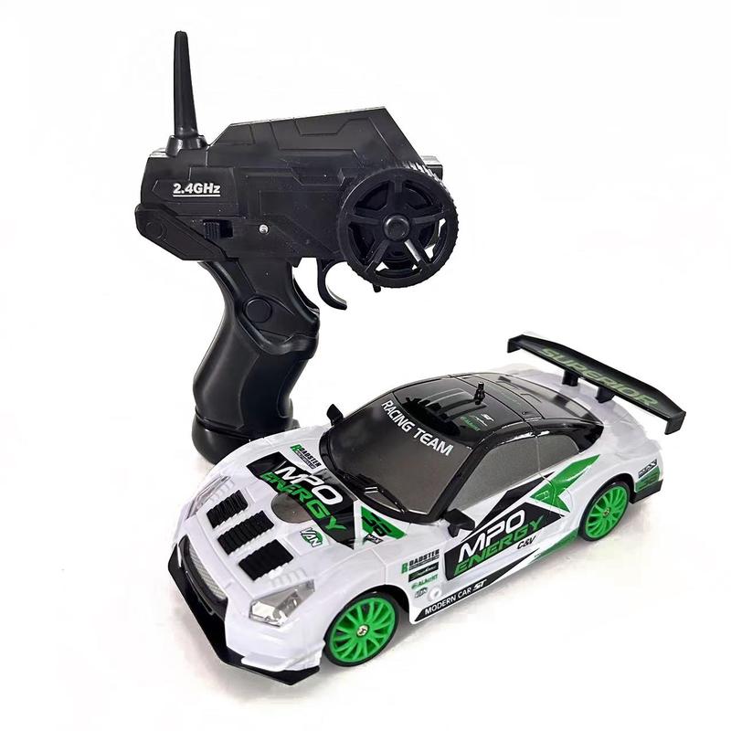 Product Introduction of 4WD Remote Control Drift Car, 1 Box 2.4G High Speed Drift Remote Control Car, Rechargeable Car Toy with Replaceable Drift Tires 3