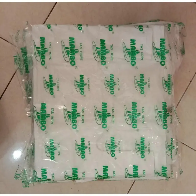 DISKON BESAR!!! Kantong Plastik Kresek SUPER TOPI Putih 35 x 50. 0