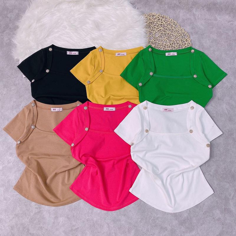  Áo thun ôm borip cổ vuông nút 