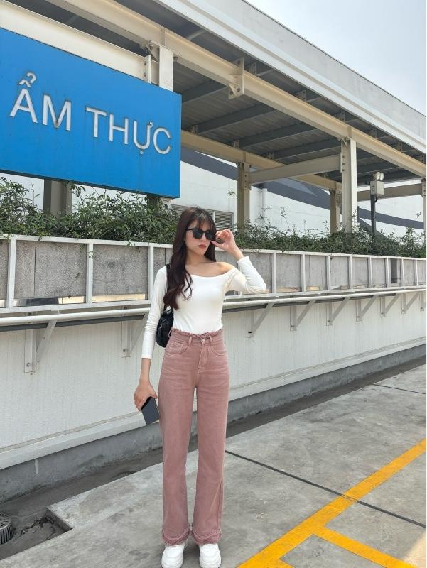 Product Introduction of PINKY JEANS - Quần jeans nữ cạp cao ống rộng hàng QC 7