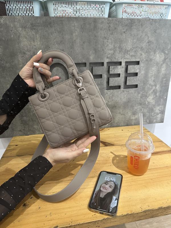 M2 Túi Xách Nữ VR50888 SIZE 20CM BẢN Dây Da Đeo Chéo 5 Ô Da Lì Kèm Box Trắng Bag