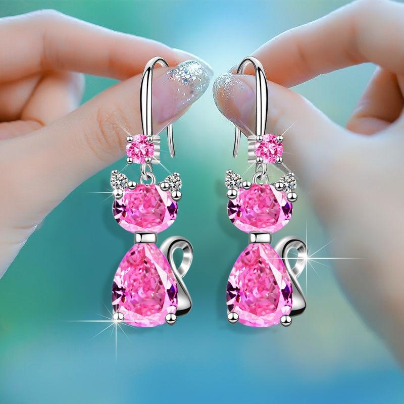 Product Introduction of Exquisite and shiny cute kitten earrings, fresh and simple versatile fashion earrings 0