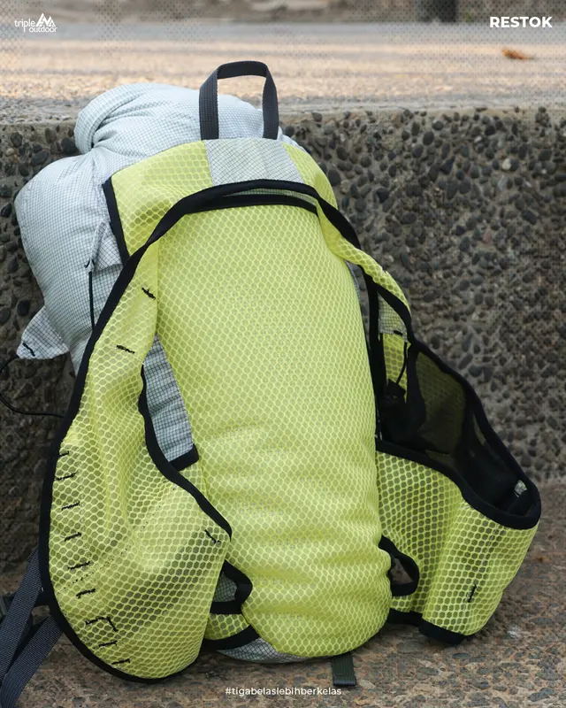 SURVIVOR XP - BACKPACK ULTRALIGHT WATERPROOF , BACKPACK TRAIL RUNNING, BACKPACK SEPEDA, BACKPACK SUMMIT ATTACK SURVIVOR 18LT ORIGINAL PRODUK BY TRIPLE OUTDOOR Anti Air Uniseks 8