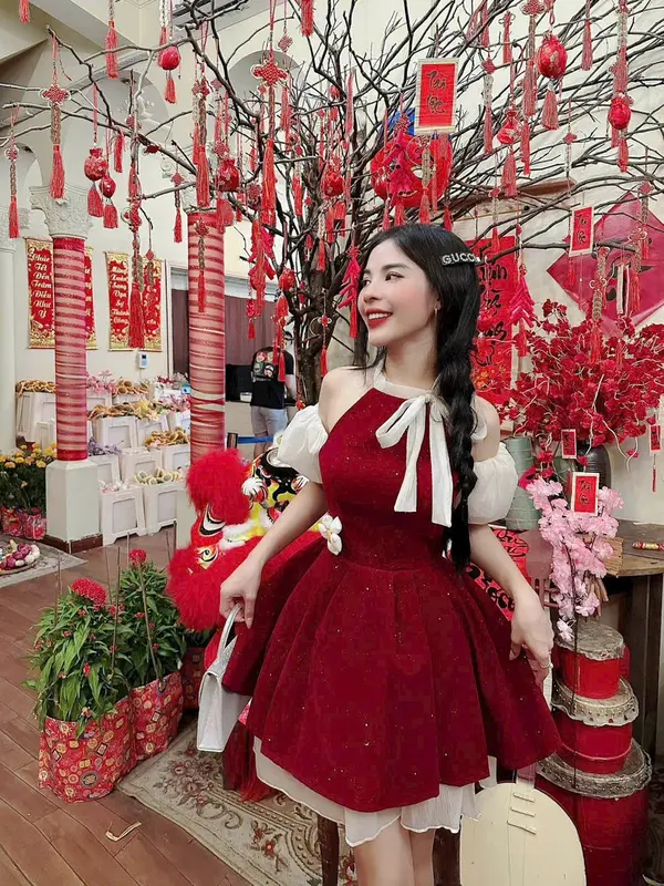 Đầm nữ nhung kim tuyến cổ yếm cột nơ phối tay tơ kiểu dáng xòe đính hoa xinh xắn dễ thương Women Dress 3