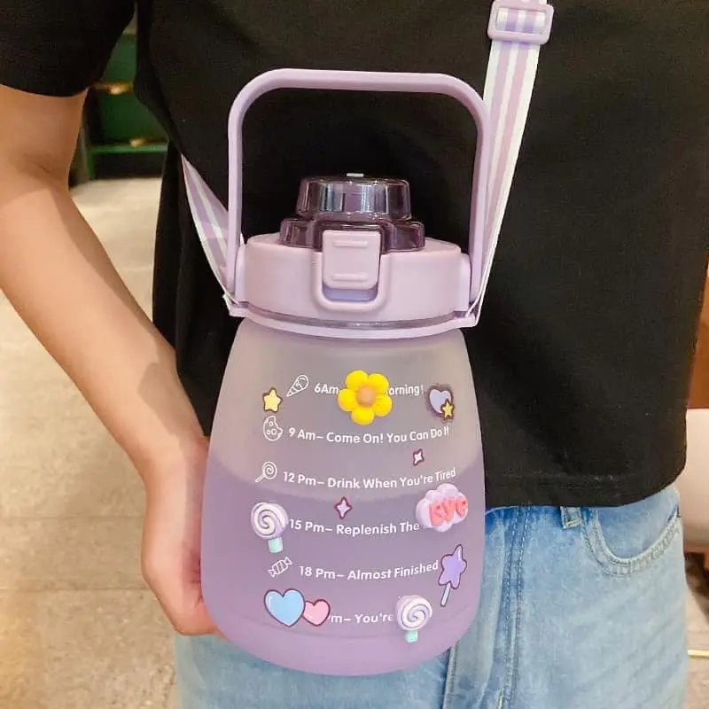 Bình nước 1300ml Cute chia vạch và có khung giờ nhắc nhở uống đủ nước 4