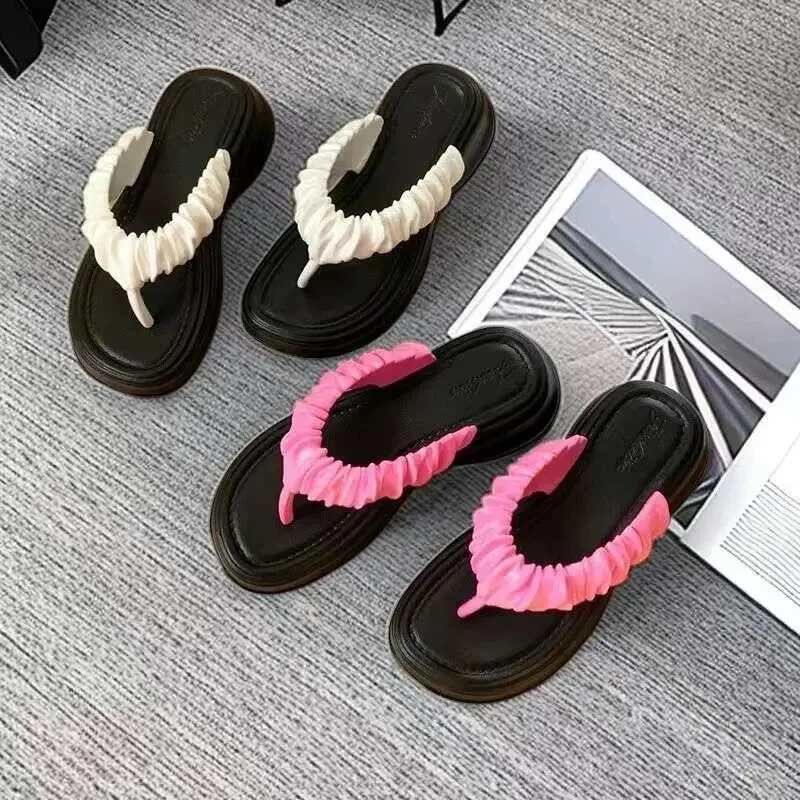 2025 New Summer Fashion Round Open Toe Slippers Women Outdoor Cozy Beach Thick Soft Slides Couples Solid Color Casual Flip ps