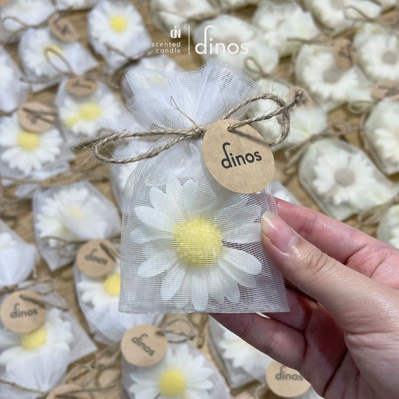 Nến / Sáp thơm hoa cúc Daisy, Túi thơm hoa cúc họa mi, Sáp thơm treo phòng, Qùa tặng dễ thương - Dinos Candle 1