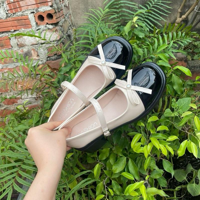 Giày lolita kem đen nơ ngọc xinh xắn quai cài(chân nhỏ lùi 1 size.chân bình thường .chân dày tròn đặt chuẩn) 1