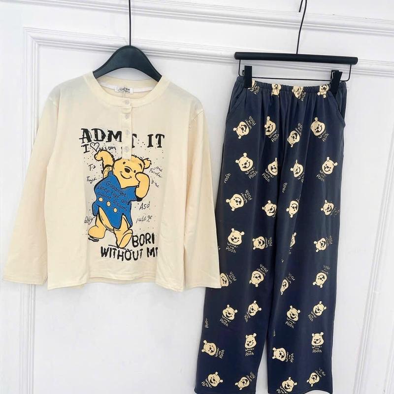 Sét bộ gấu poo siêu hot  Em về màu be cúc cài chuẩn k phải dán đâu nha Quân in nổi sẵn Chất tàu sin đét nhẹ nhàng dễ mac -< 60kg đổ ve Ngoai lên màu chuẩn nha 3