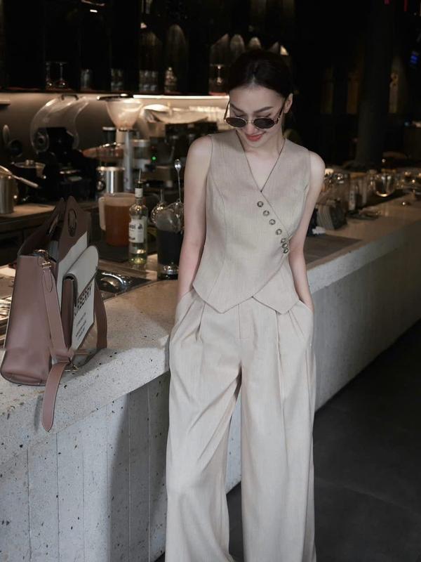 Set bộ GILE nút xéo nữ đi chơi sang chảnh - Set áo GILE dài quần ống suông rộng cá tính -Bộ đồ thời thượng sành Điệu 3