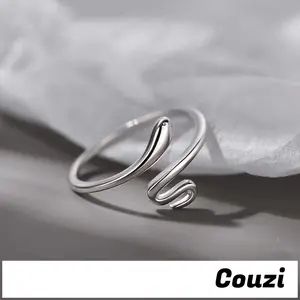 [Couzi]Cincin wanita berbentuk ular perak dengan desain ular berlubang cocok untuk pelajar Y233