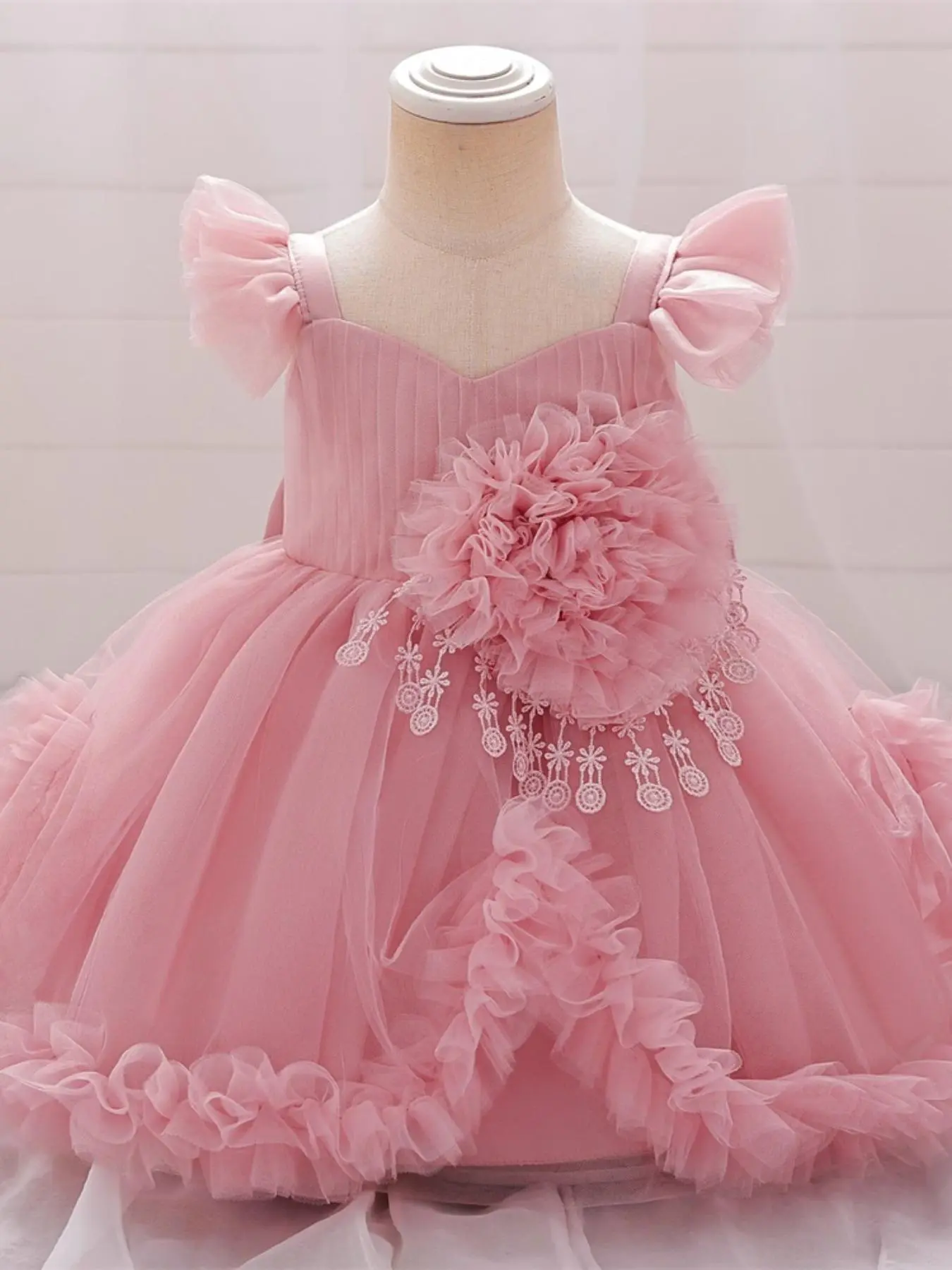 Girl's Contrast Mesh Bow Decor Flower Design Fit & Flare Dress, Cute Romantic Sweetheart Neck Cap Sleeve Party Dress for Performance Show Wear, Kids Clothes for Summer