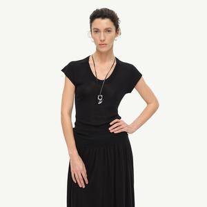 Effortless Spring Elegance: Acetate Wool U-Neck Knit Top