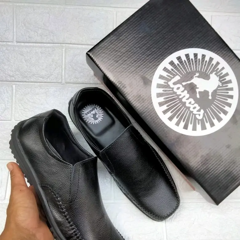 SEPATU PRIA KULIT SAPI TERBARU TERMURAH BERKUALITAS TERBAIK TERMURAH Hak Datar