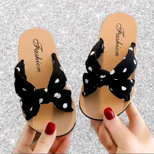 sandal anak perempuan tali silang polkadot