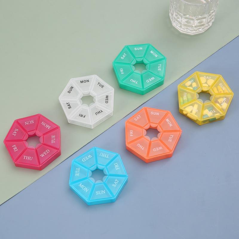 7-compartment Pill Box, 1 Count Random Color Lightweight Mini Portable Pill Container, One-week Pill Box for Travel, Spring Home Accessories, Travel Accessories 6