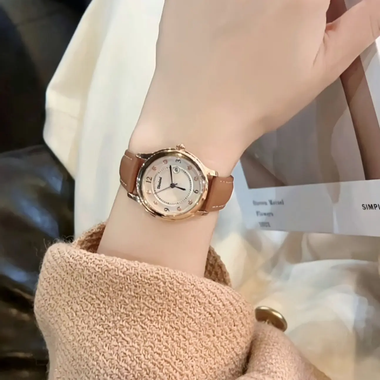 Đồng Hồ Dinimi Khóa Thông Minh Dây Trơn Mặt Số
