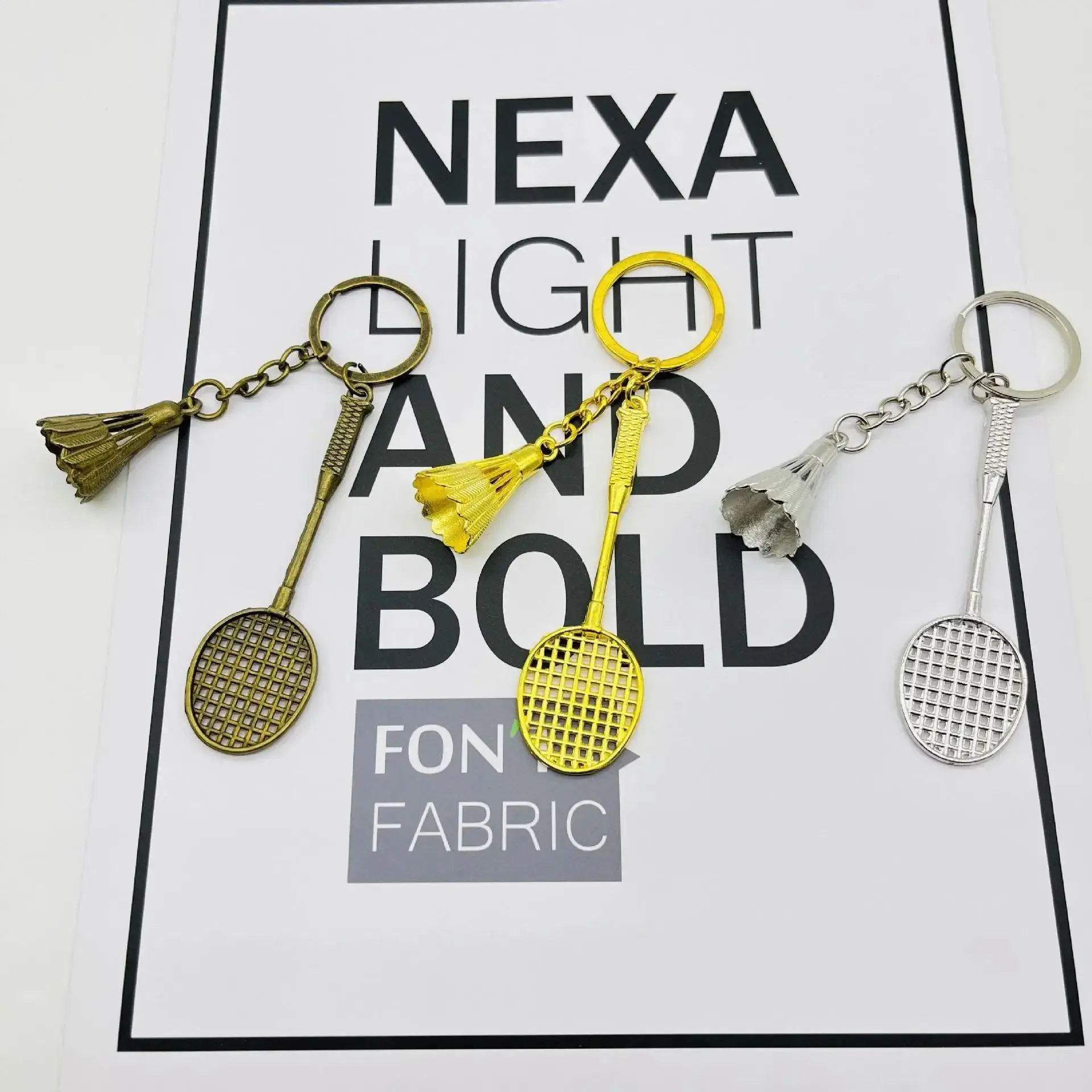 Car Keyring Metal Badminton Racket Keychain Pendant Simulation Mini Badminton Keychain Car Keychain Accessories Decoration Adorn