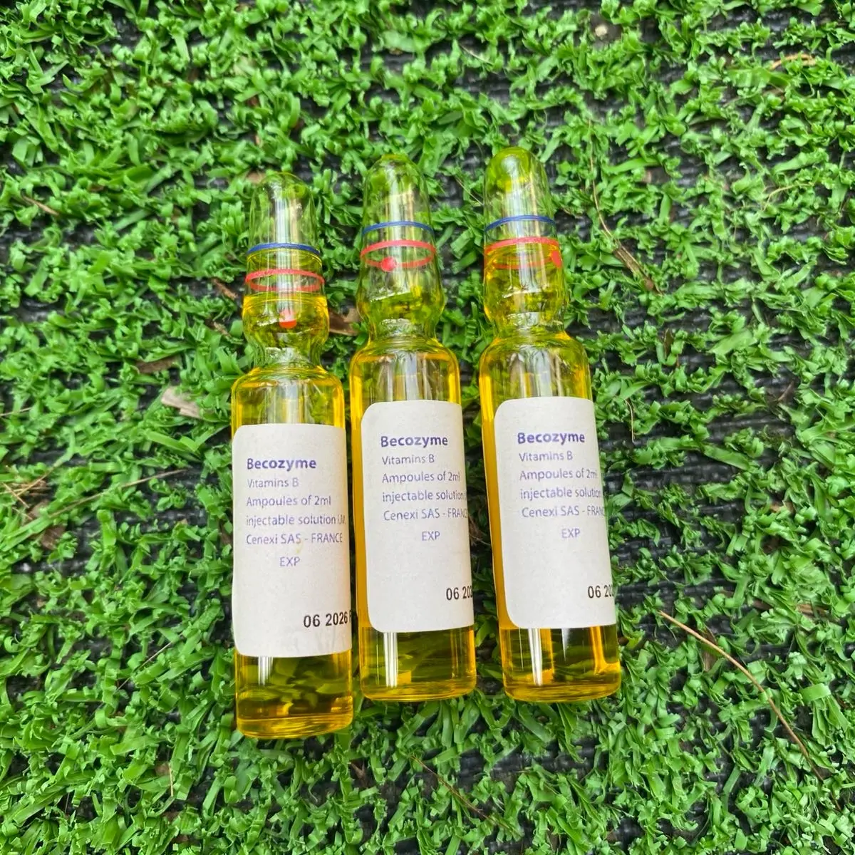 3 ống Becozyme (Pháp) hàng loại xịn, hiệu quả với gà tơ thuôc cho