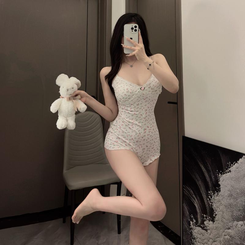 Product Introduction of Bộ Đồ Ngủ Hoa Kiểu Pháp, Bộ Sưu Tập Mùa Hè Mới Năm 2024, Áo Jumpsuit Quần Nữ Có Dây Đeo Cổ Chữ V, Váy Ngắn 13