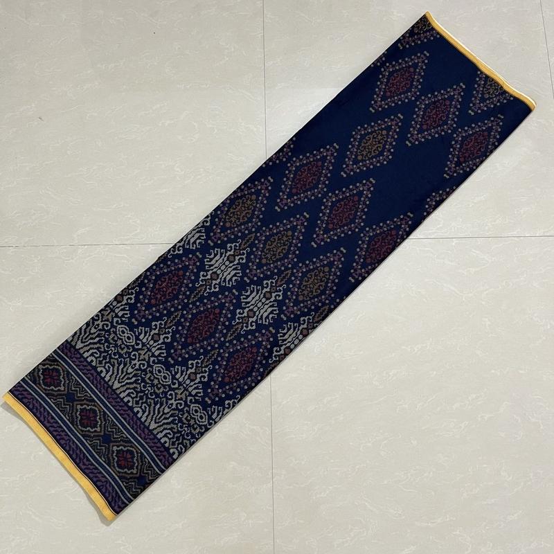 Product Introduction of Chân Váy Dai, Váy Thẳng, Sarong Thái Lan, Sarong Longji Batik, Đông Nam Á, Khai Trương Lễ Hội Vân Nam, Hàng Mới Về 2023 4