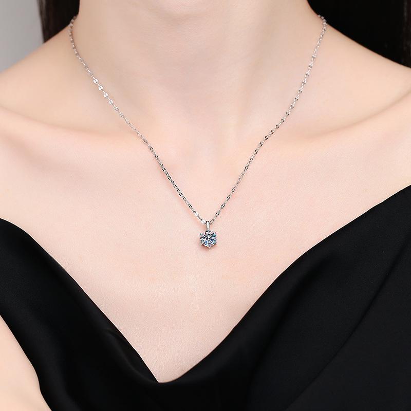 S925 Sterling Silver Moissanite During Women Lip Chain Korean Simple Style Six-Claw Moissanite 1 Karat Necklace Clavicle Chain JFK 3