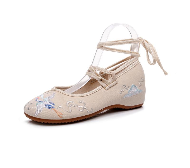 Product Introduction of Embroidered Shoes Old Beijing Cloth Shoes Ancient Style anora  shoes jumbo  flat 8