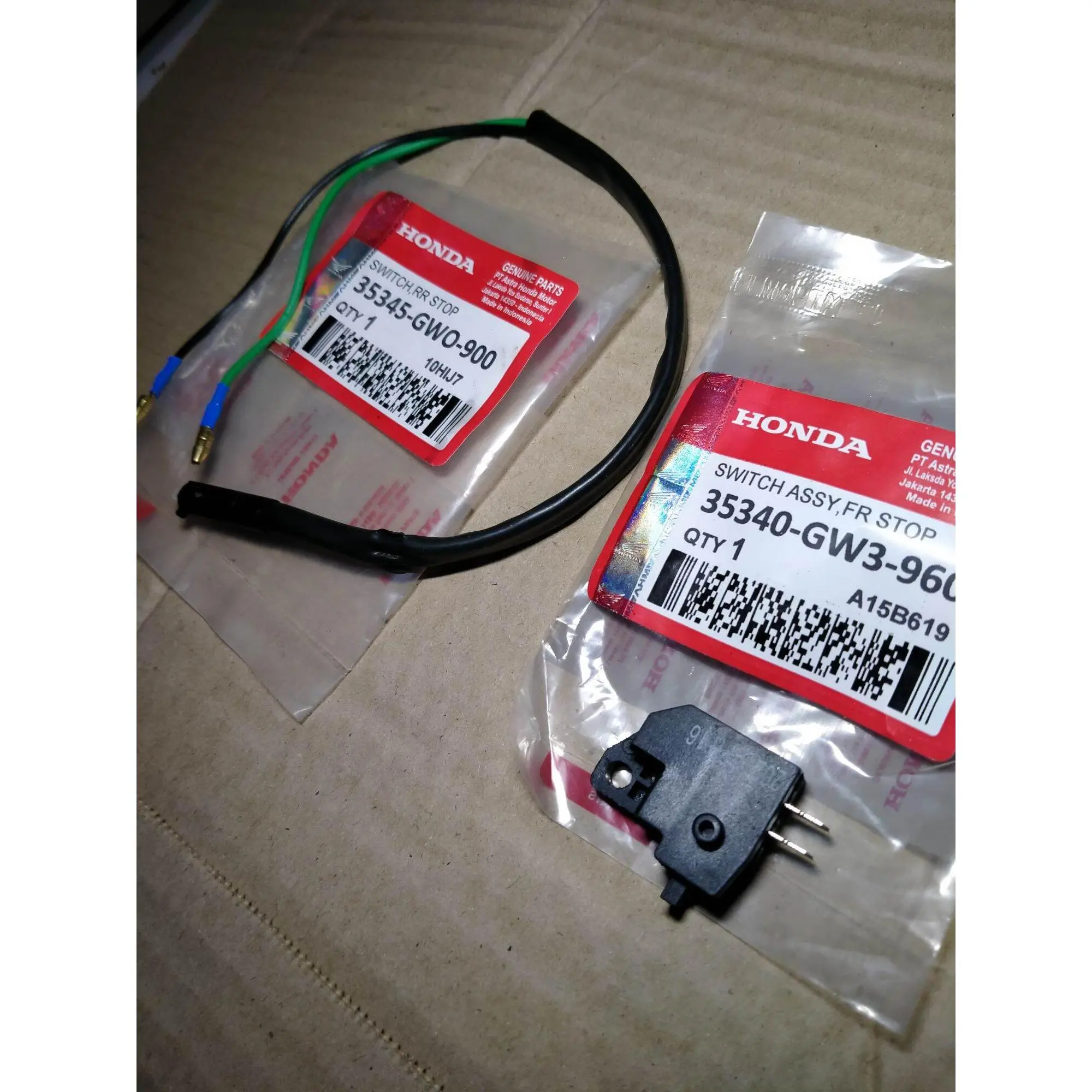 Sepaket Switch Rem Kanan dan Kiri Honda Matic satu pasang Swicht Rem Kanan Kiri Honda Vario Beat Scoopy Spacy saklar rem Motor