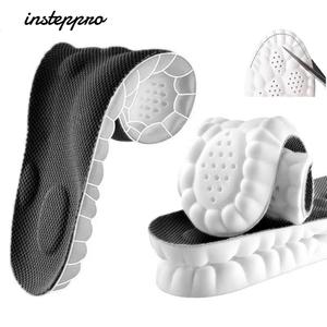 また、足の裏に貼り付け、抗菌・消臭にも優れています。 フォーマルウェア用靴と靴のペア イン ソール