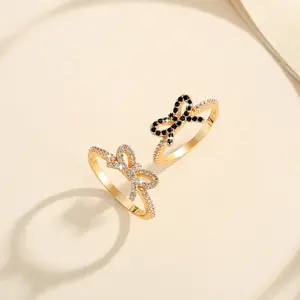 LM762 【COD】 Cincin Kristal Berlapis Emas dengan Kupu-kupu Pola Pita Baja Tahan Karat Anti Luntur Aksesoris Wanita Fashion