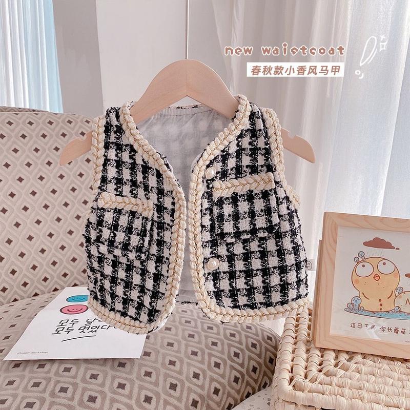 Product Introduction of Áo Vest Trẻ Em Bé Phong Cách Cổ Điển, Đặc Biệt Cho Điểm Nóng Của Người Dùng, Thích Hợp Cho Mùa Thu Và Mùa Đông, Có Thể Mặc Mùa Xuân Và Mùa Thu, Thiết Kế Kẻ Sọc, Phong Cách Người Nổi Tiếng Trên Internet, Thích Hợp Cho Bé Gái, Áo Vest 1