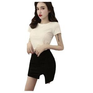 กระโปรงผ่าข้าง ดีไซน์ส่อเสียด สไตล์เซ็กซี่และน่ารัก สีดำ กระโปรงรัดรูป อินเทรนด์ กระโปรงรัดรูป ไม่มีกางเกงนิรภัย เหมาะสำหรับกระโปรงเซ็กซี่