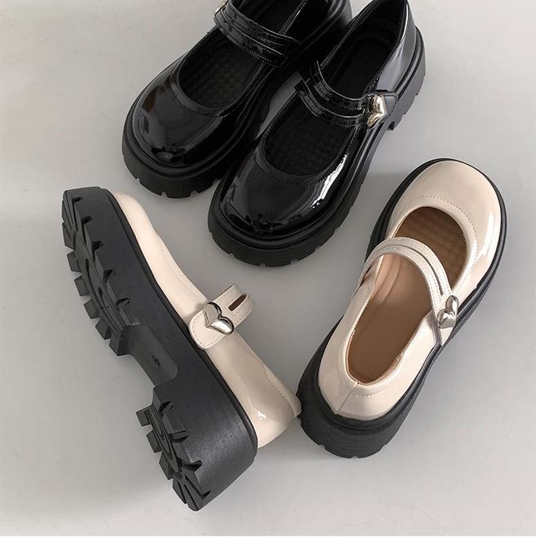 Product Introduction of Black and round Thick Bottom Mary Jane Small Leather Shoes Women 2024 New Retro Matching Skirt Low-Cut Chunky Heel Shoes 32