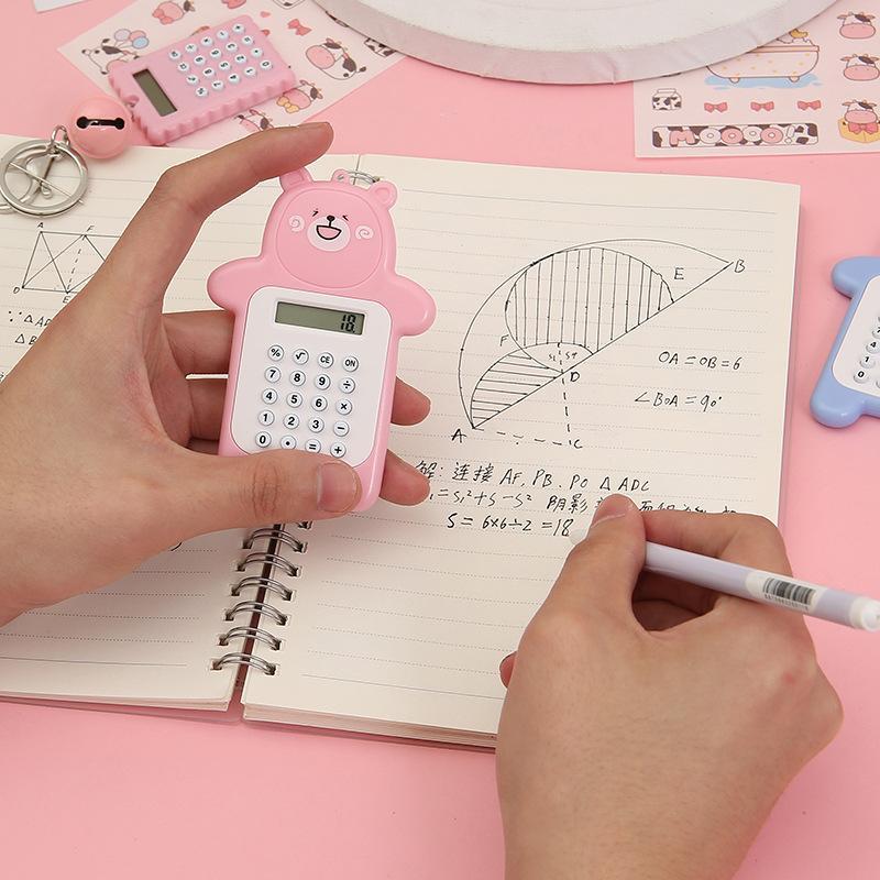 COZY HL0644 Calculator Mini Portable Motif Bear Kalkulator Portable Mini Beruang Kalkulator Unik Kalkulator 8 Digit Mini Portable Kalkulator Beruang Tombol Karet Y1789 2