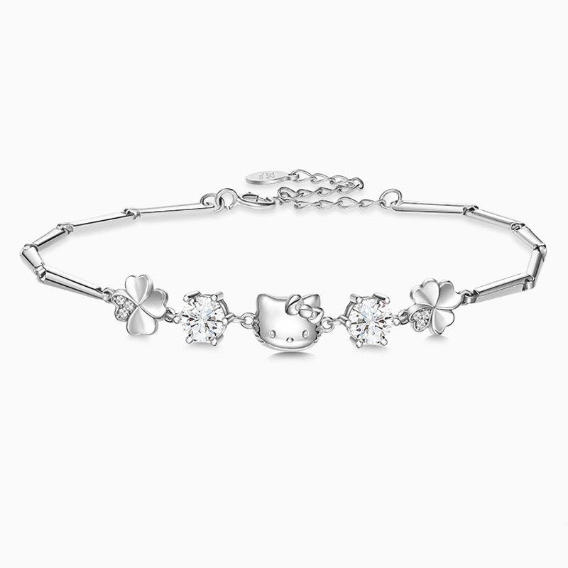 Product Introduction of Sanrio Hello Kitty Clover Bracelet Simple Light Luxury Niche Exquisite High-end Design Cartoon Jewelry 2