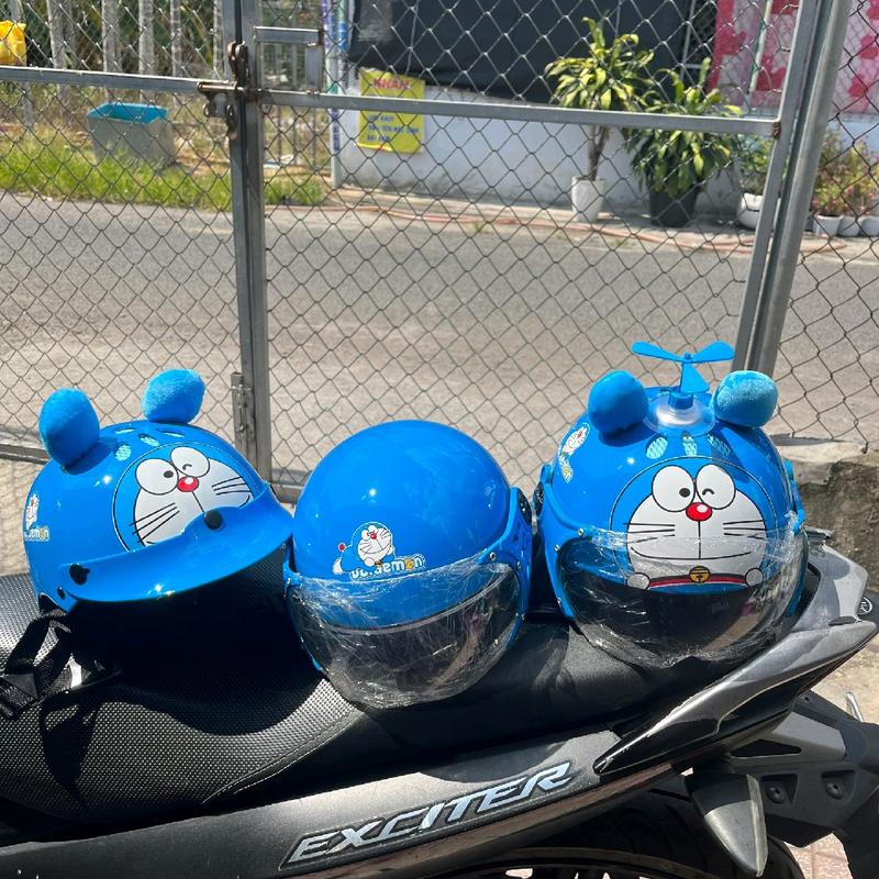 nón bảo hiểm doremon cho bé 3 đến 8 tuổi siêu cute
