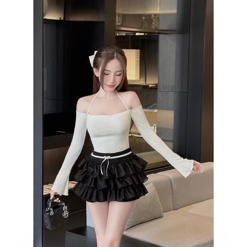 Set Áo Thun Tay Loe Trễ Vai Tag Hoa Mix Chân Váy Nơ Ren Nữ Xinh