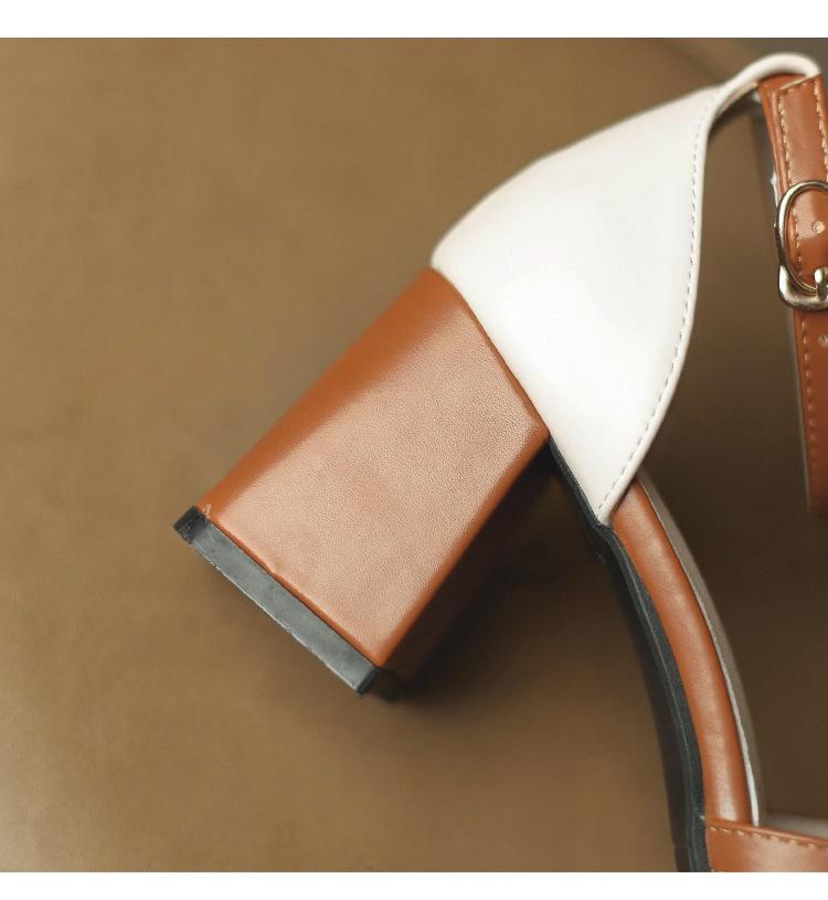 Product Introduction of Giày sandal gót dày phong cách cổ tích mùa hè 2025 phong cách mới thoải mái và đa năng nhẹ nhàng gót vừa cao gót La Mã khóa cao gót Nữ Nhung 22