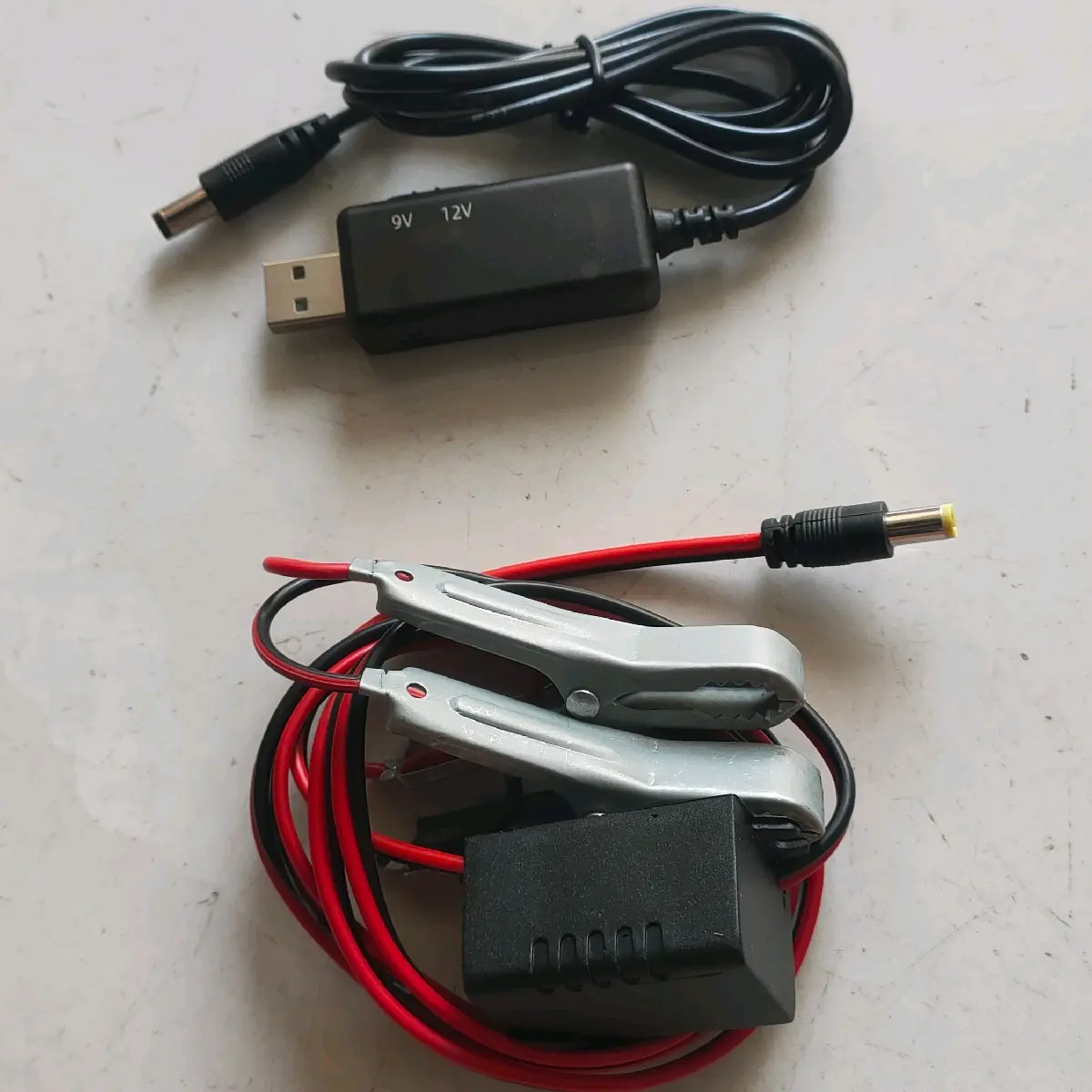 Kẹp Bình Cho Wi-fi 12v Và Usb Cấp Nguồn Cho Wi-fi 12v Khi Bị Cúp Điện