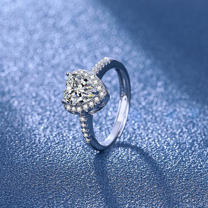 Internet Celebrity Live Broadcast Love Design Silver Necklace Female Imitation D Color Moissanite Female Pendant 3