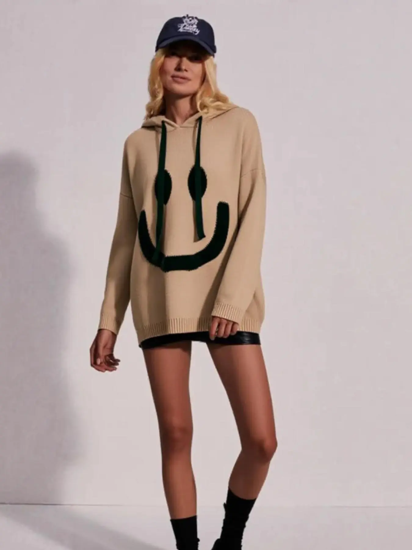 Women's Smile Face Print Drawstring Sports Sweater, Casual Long Sleeve Hooded Jumper for Fall & Winter, Women's Sportswear for Indoor Outdoor Wear,  Smiley Face Jumper