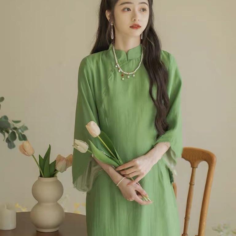 Áo Dài Voan Tơ Organza Xanh Đậu Lót Lụa Fom Suông Rộng Kèm Quần Lụa Cho Nữ tết 1