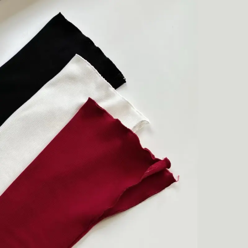 Áo thun nữ tay dài cổ thuyền tay loe có xẻ cuốn biên viền xinh xắn 2 màu đen trắng chất thun co giãn size dưới 54kg mã ul79 5
