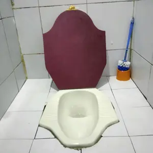 Tutup Kloset Jongkok Bahan Spon EVA Premium 16mm Berkualitas Tinggi Mencegah Bau & Hewan Masuk dengan Gagang Lumba-lumba