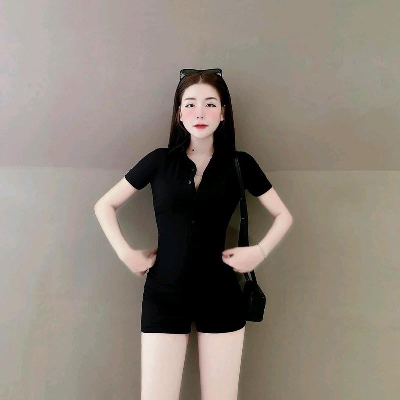  Jumpsuit Nữ Tay Ngắn Phom Ngắn Cổ Có Nút Gài Kiểu Đơn Giản Women Nữ Ôm Dáng Vải Thun Gân Thái Kem - Nhung dưới 57kg 