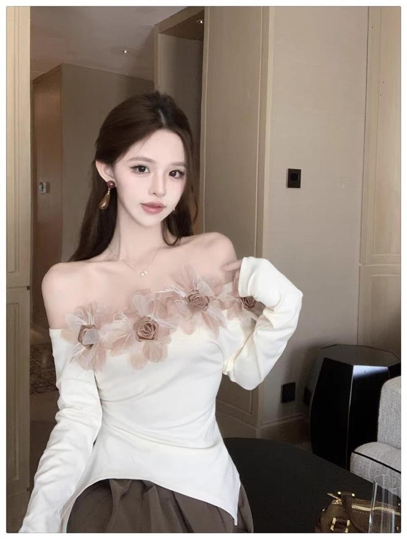 Product Introduction of Áo Thun Dài Tay, Phong Cách Hàn Quốc, Thiết Kế Hoa Nhẹ Nhàng Dành Cho Nữ, Hàng Mới Về Đầu Mùa Thu, Tay Áo Dài, Buộc Dây Bất Đối Xứng Vai Nghiêng, Áo Sơ Mi Lớp Nền, Áo Đẹp 15