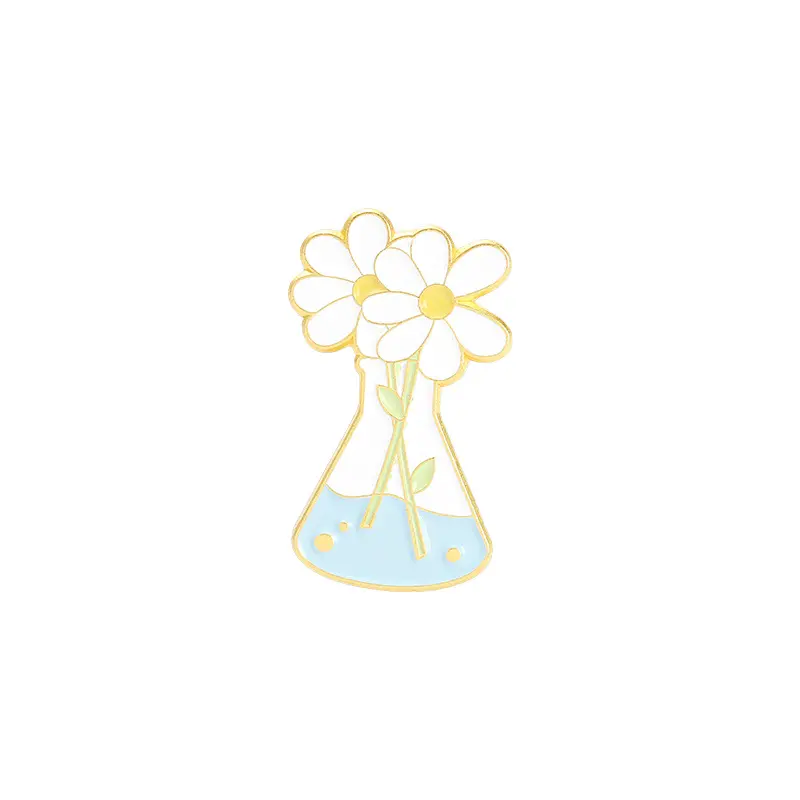 Exquisite Plant Series Badge for Foreign Trade Jewelry Simple Elegant Daisy Pink Flower Shape Alloy Brooch