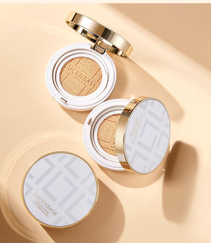 Product Introduction of Transparent Cushion Bb Cream Moisturizing and Oil Controlling Long Lasting Smear-Proof Makeup Waterproof Sweat-Proof Concealer Cc Cream Liquid Foundation Student Plain Face 18