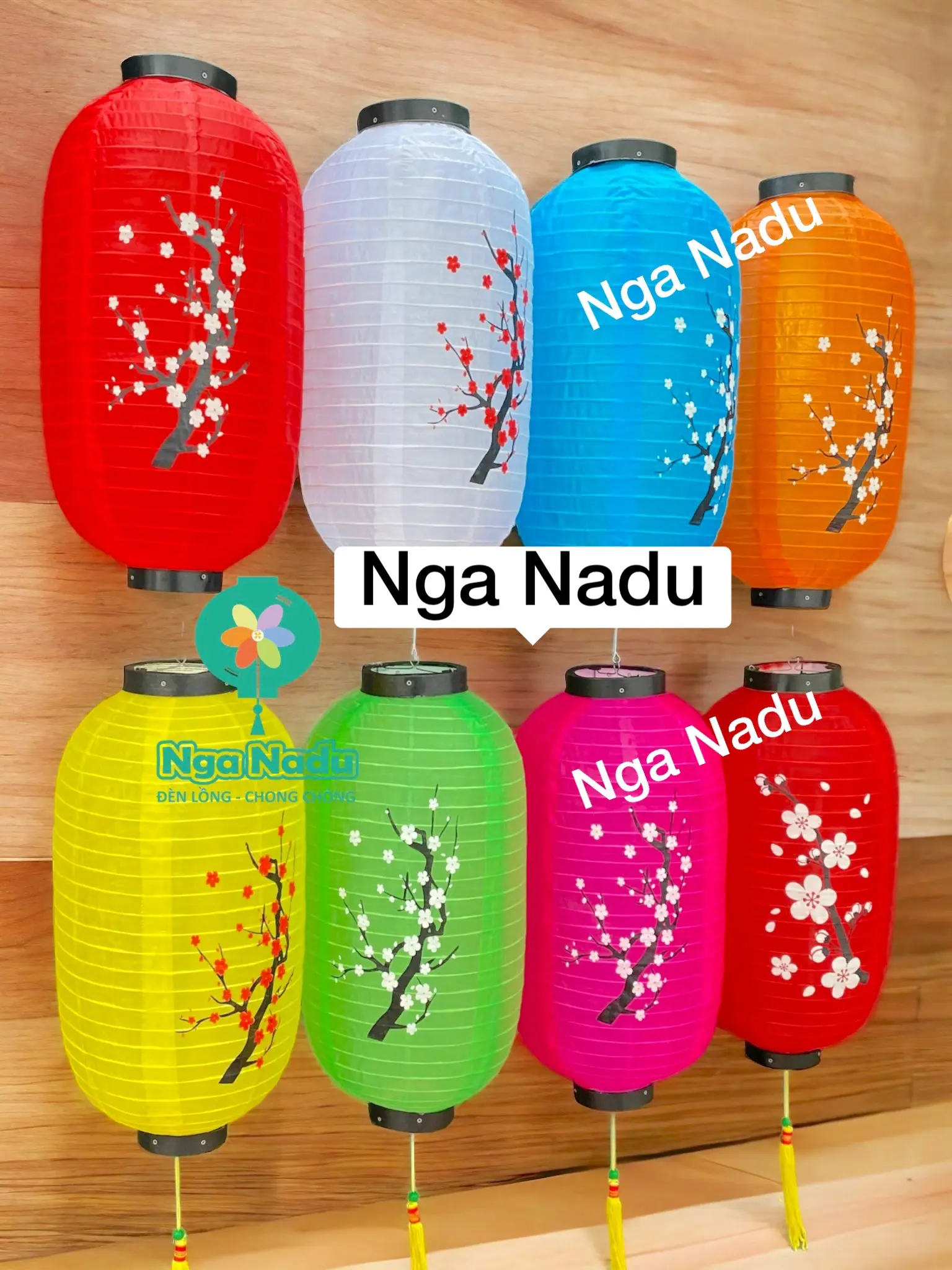 Đèn lồng Vải Hoa Đào Hoa Mai hình trụ đen long - đèn lồng trang trí Đền Chùa, Nhà Thờ, trường học, khu du lịch, công viên, siêu thị, chợ đêm, phố đi bộ, quán cà phê, nhà cửa lễ hội đen lồng hoa đào